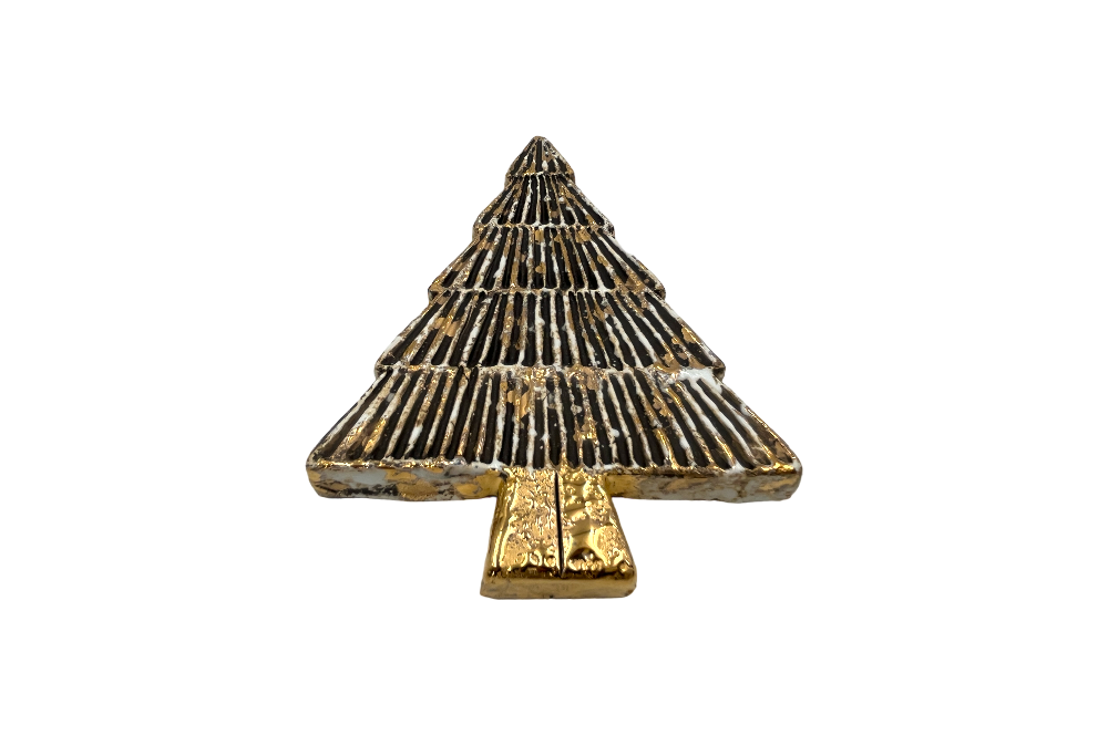 keramik in form eines Christbaums, mit deszenter schwarz-goldener Bemahlung, Anicht schräg von vorne