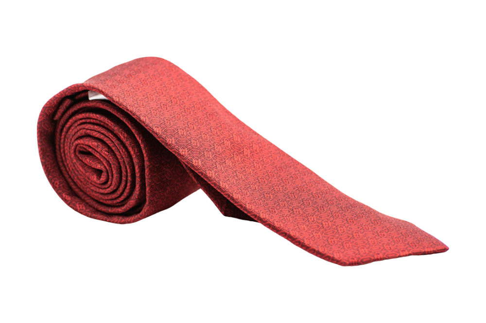 seidenkrawatte in rot mit diamantmuster, zusammengerollt