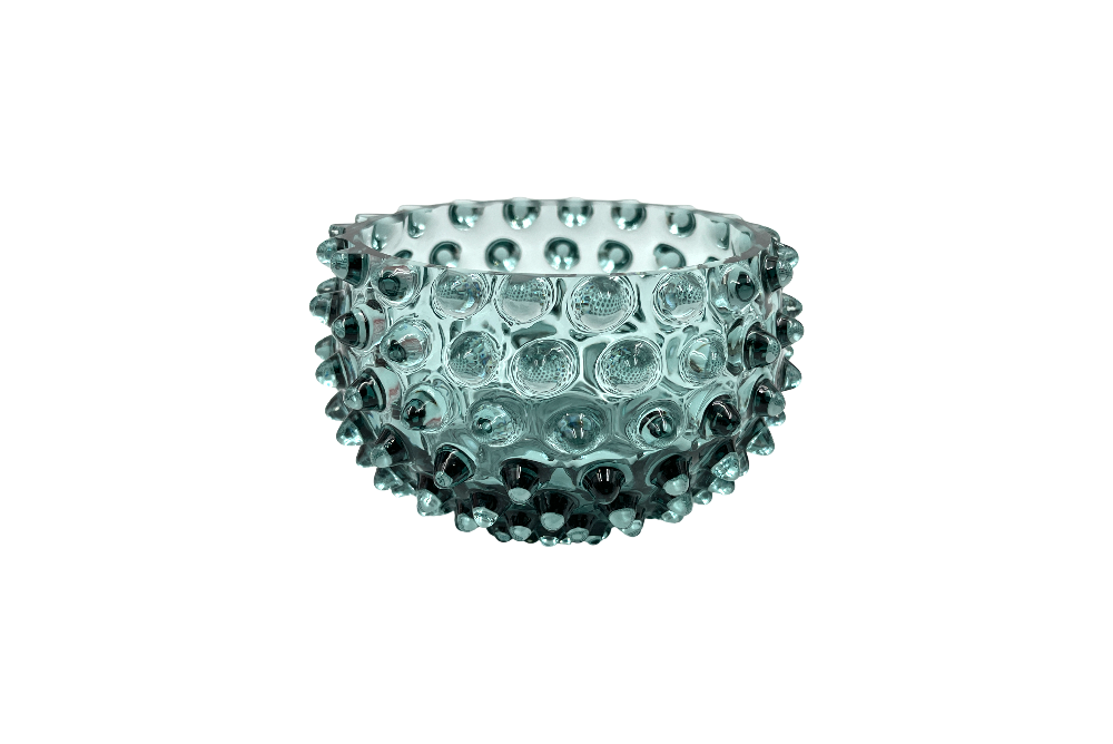 grüne schale mit Hobnial - ansicht von der Seite