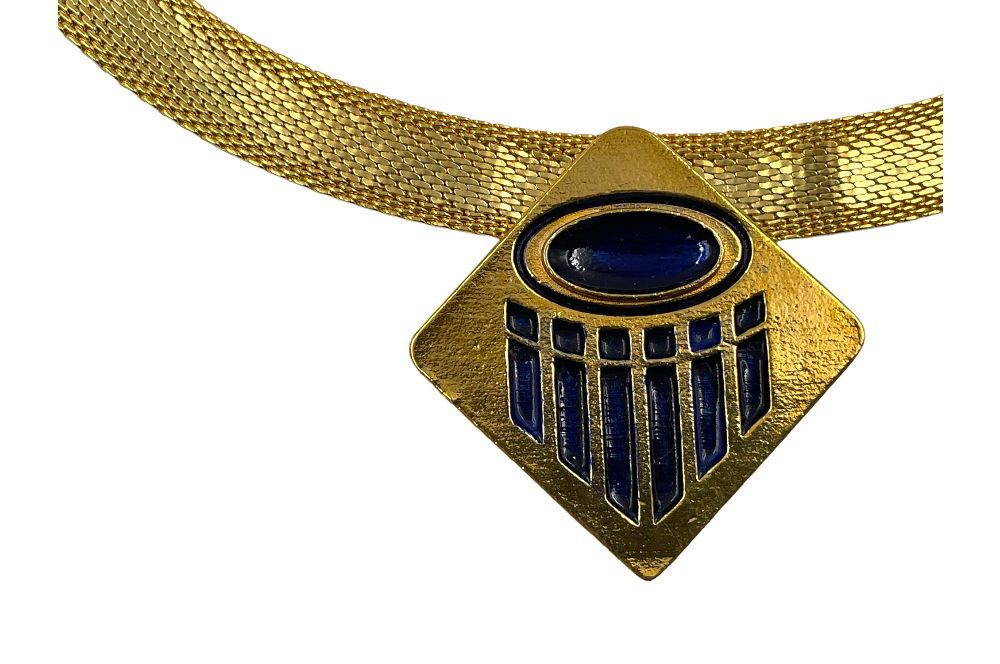 collier im Jugendstildesigndetail