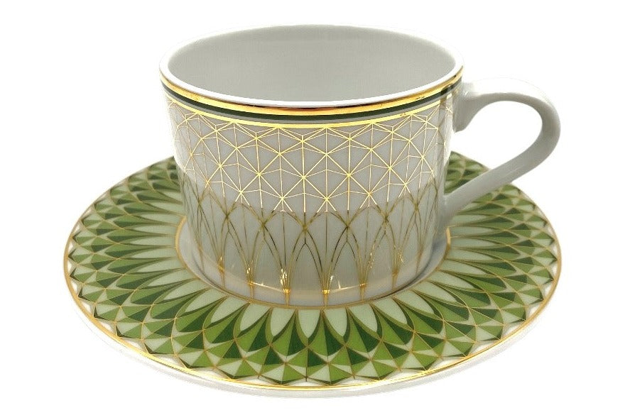Kaffeetasse mit Unterteller der Produktlinie Oliva, seitliche Ansicht
