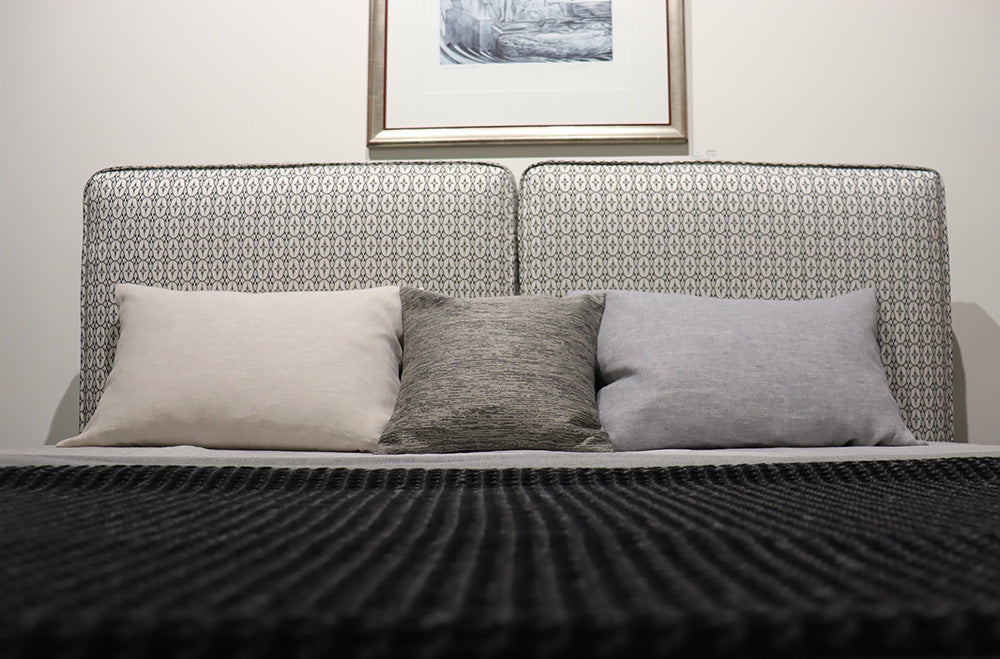 bett mit Jugendstil design