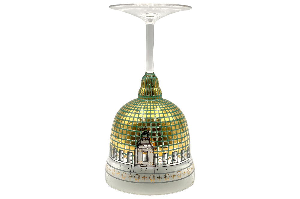 kuppelglas - handbemaltes weinglas nach der Vorlage der Kuppel der Kirche am steinhof in wien