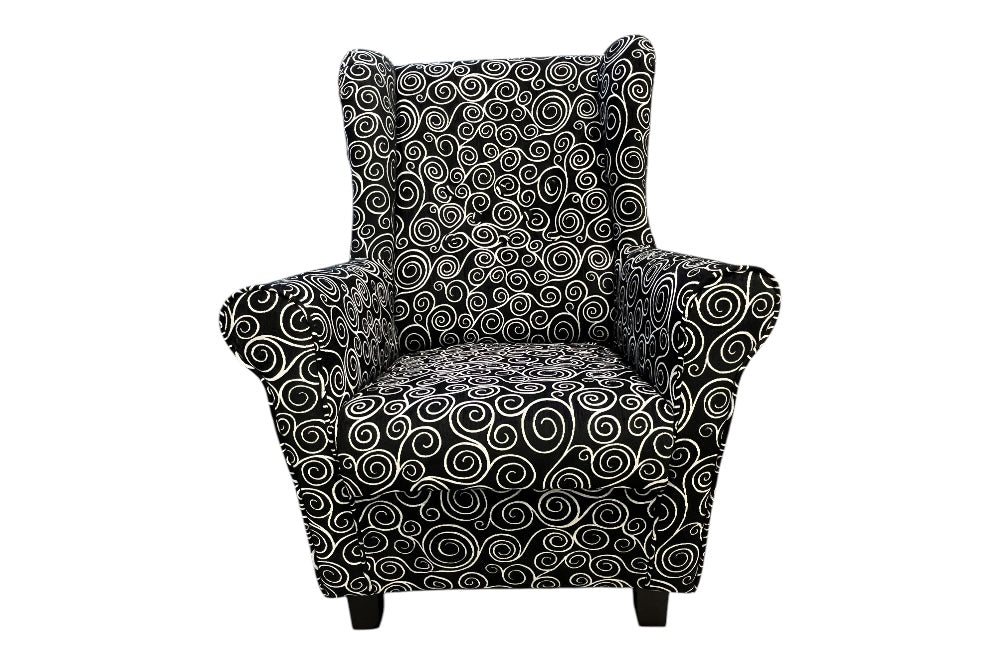 Eleganter Lounge Chair mit hoher Rückenlehne, dunkelbraunen Birkenfüßen und schwarzem Stoff mit weißen Arabesken. Inspiriert von Gustav Klimt.