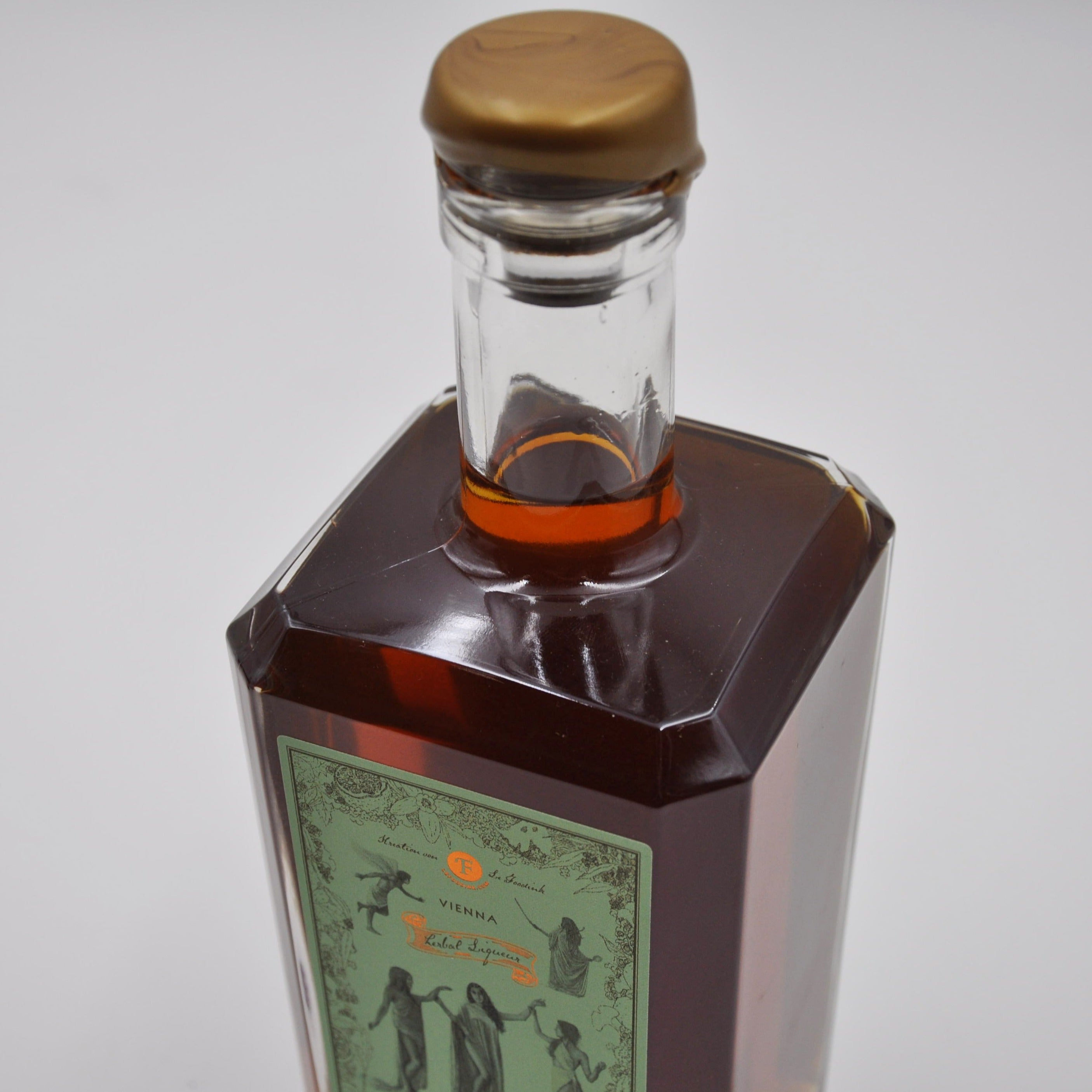 1 Flasche Kalê – Kräuterlikör, Detailaufnahme
