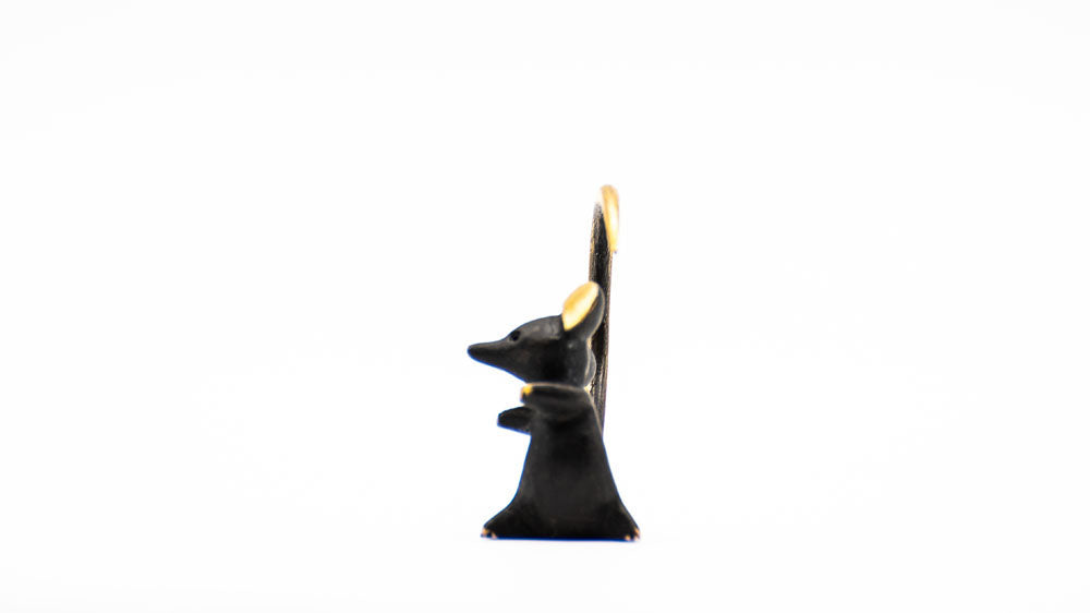 Bronzefigur Maus, seitlich © LIK akademie natascha rojdl